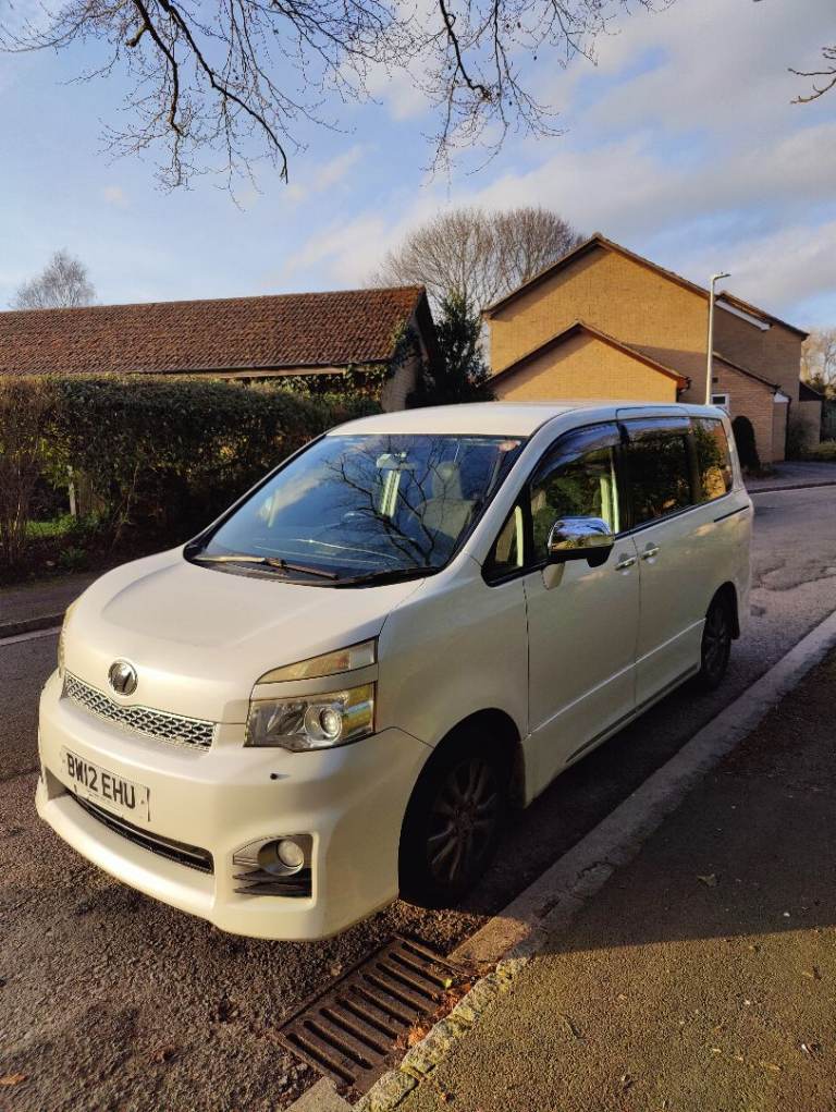 Toyota, 2012, 1980 (cc) 