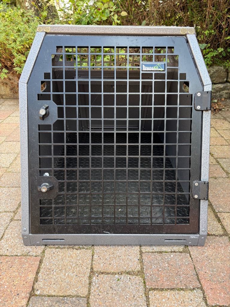 Trans K9 B23 Metal Dog Travel Crate