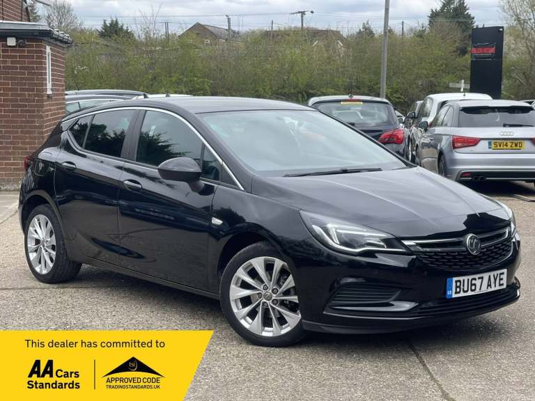 2017 Vauxhall Astra 1.4 i Turbo Tech Line Nav Hatchback Petrol Manual