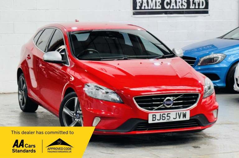 2015 Volvo V40 T2 [122] R DESIGN 5dr Geartronic HATCHBACK PETROL Automatic