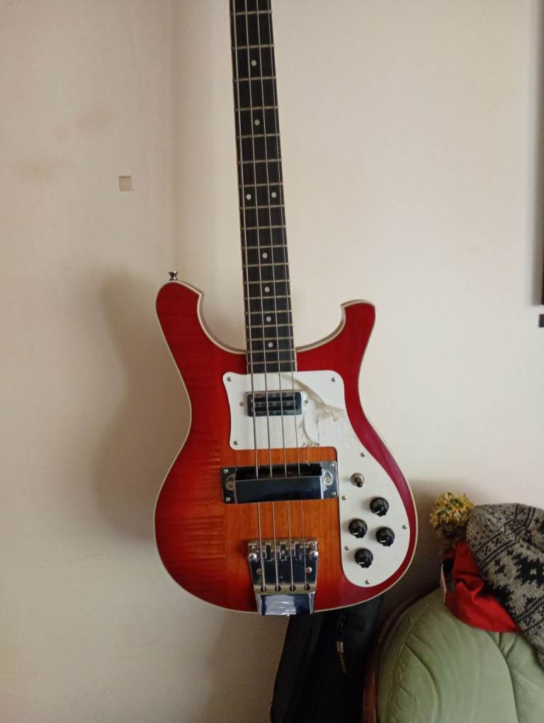 harley benton bass guitar