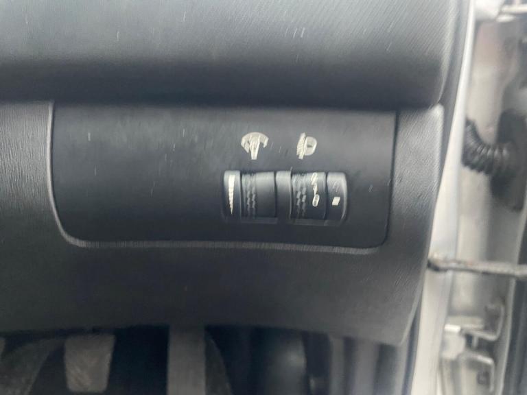 2010 Kia Ceed 1.6 CRDi 1 Euro 4 (s/s) 5dr HATCHBACK Diesel Manual