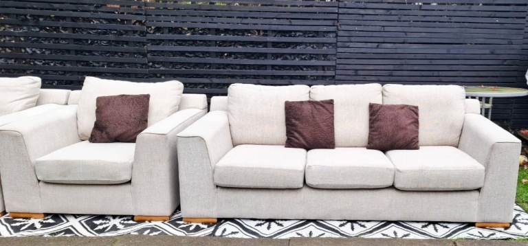 Beige M&S Sofas..🎄🎄Delivery included WV, WS and DY Postcodes 