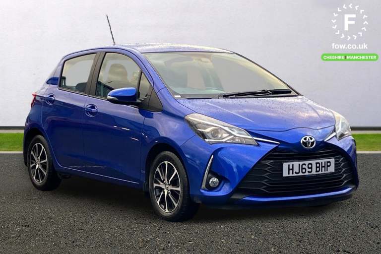 2019 Toyota Yaris 1.5 VVT-i Icon Tech 5dr CVT Hatchback PETROL Automatic