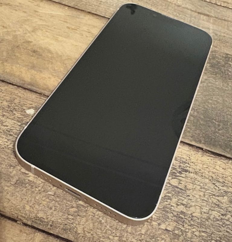 iPhone 13. 128GB Unlocked 