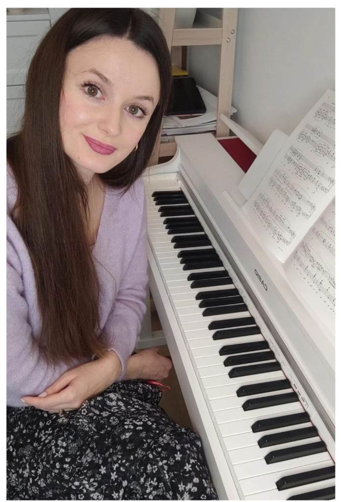 🎹 Piano lessons for kids and adults