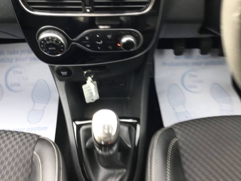 2017 Renault Clio 1.5 dCi Dynamique S Nav Hatchback 5dr Diesel Manual Euro 6 (s/s) (90 ps) Hatchb...
