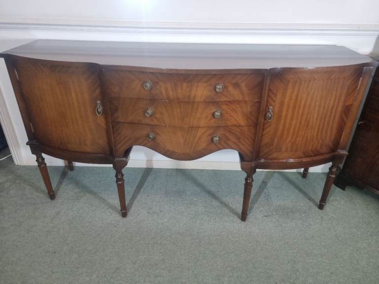 £185 ono - Mahogany Regency Style Bow Front Sideboard (by Strongbow Furniture)