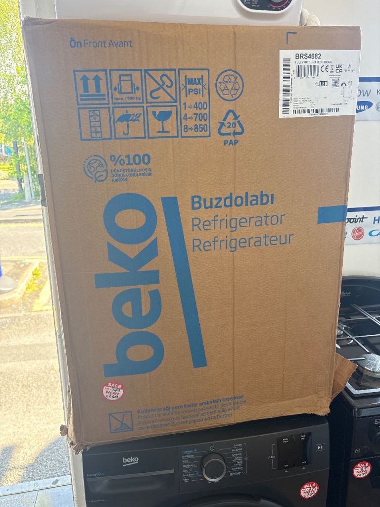 ✅✅BEKO UNDER COUNTER INTEGRATED FRIDGE NEW IN BOX
