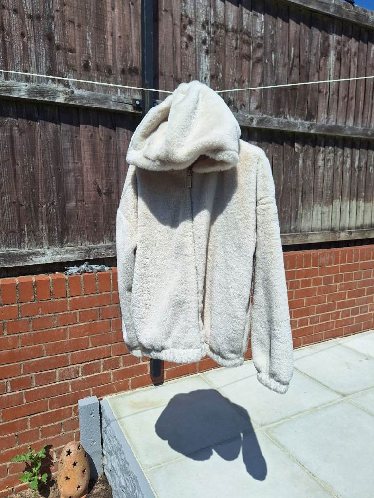 Girl coat fur size 13 to 14 years 
