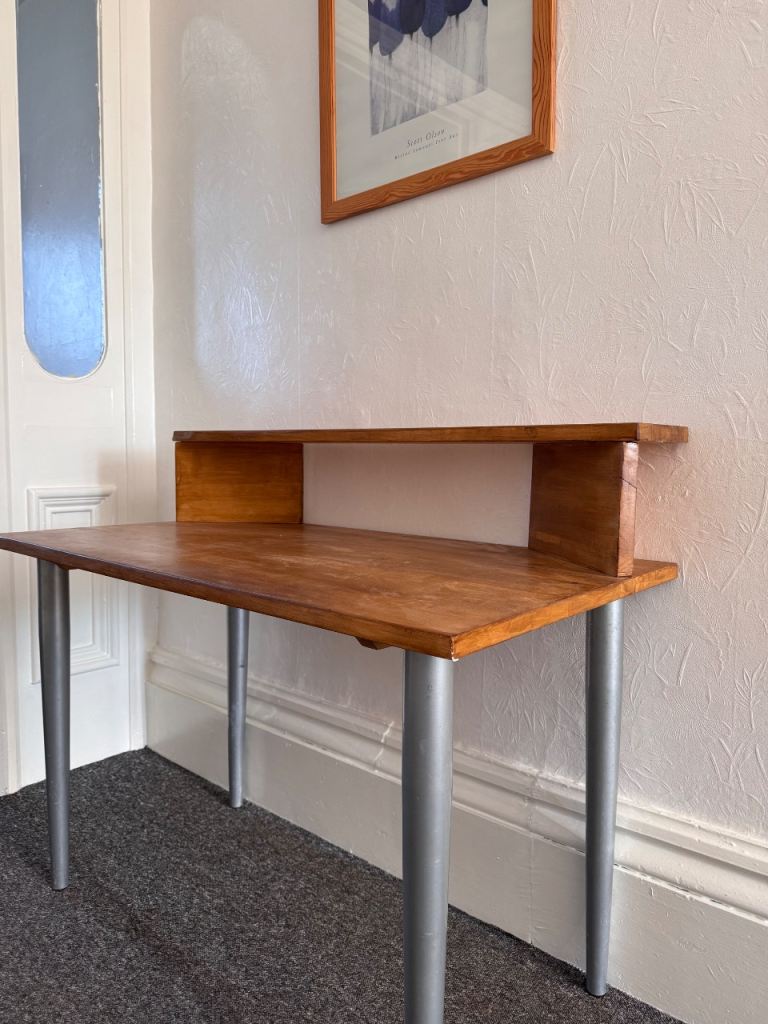 Pine desk