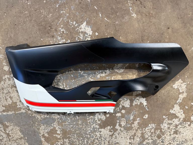Ducati 959 corse body genuine panels