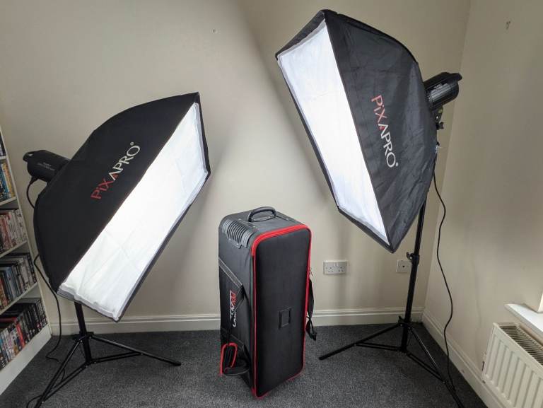 Pixapro Photography Lights Set (60W DATLiTE60D MKII LED TWIN KIT) Bristol BS7