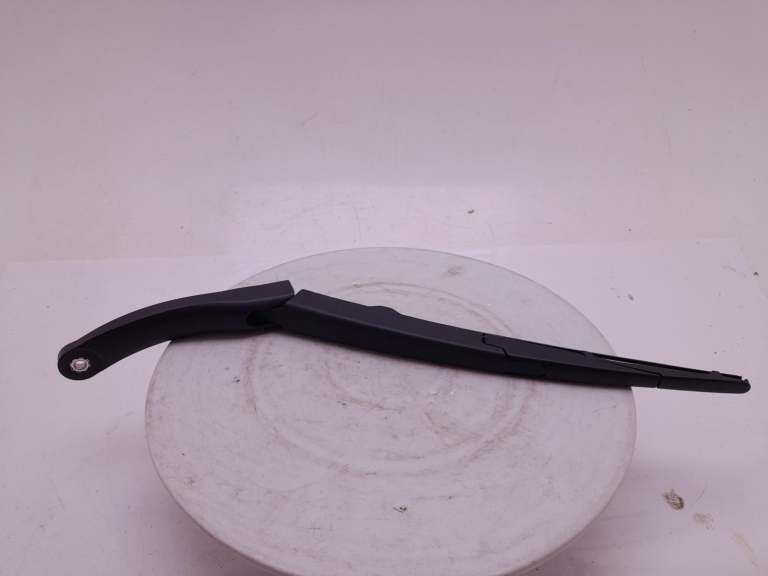 Hyundai Tucson Wiper Arm Rear 2020-2026 5 Door Estate