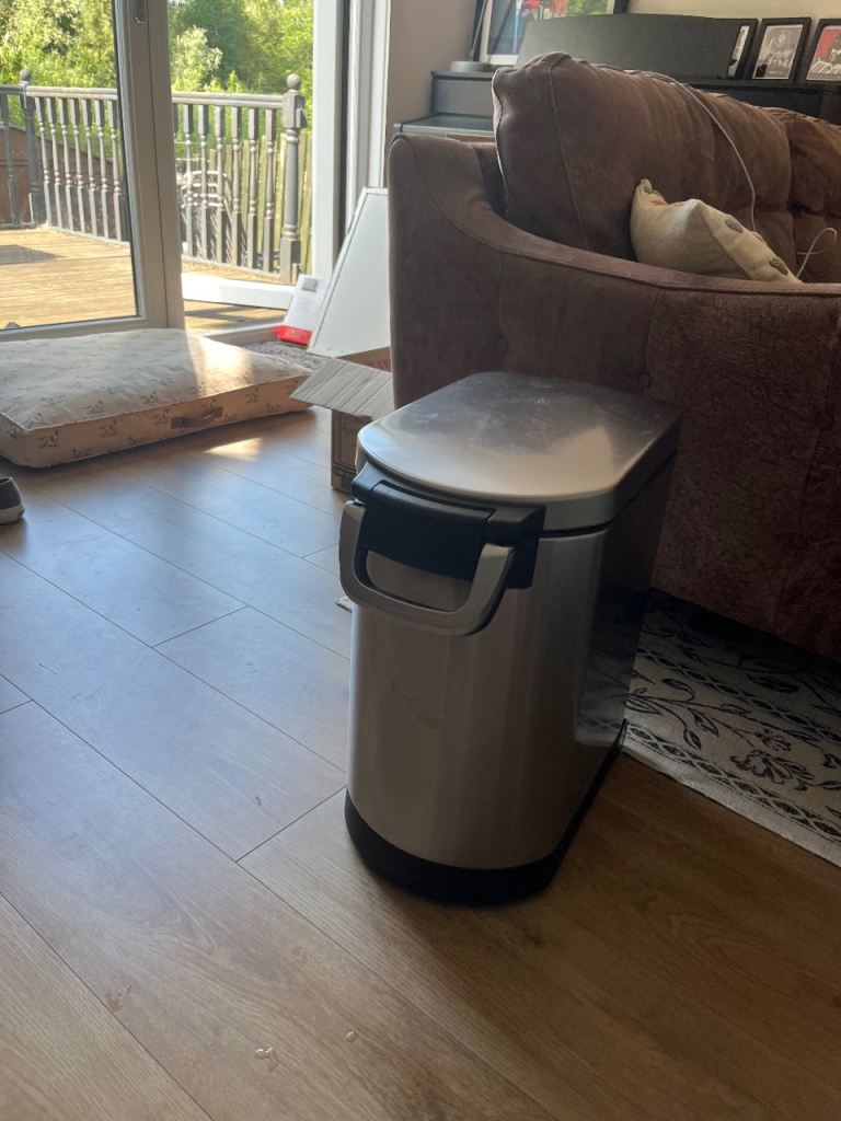 Simple Human Pet Food Bin