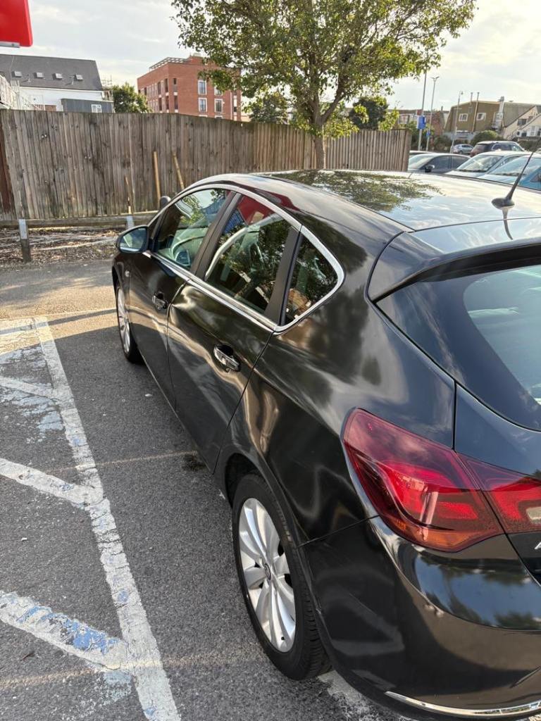 Vauxhall, ASTRA, Hatchback, 2013, Manual, 1598 (cc), 5 doors