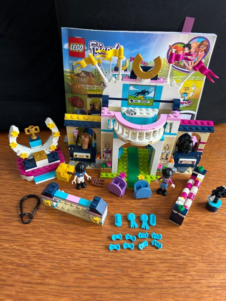 Lego Friends Stephanie’s Horse Jumping set 41367