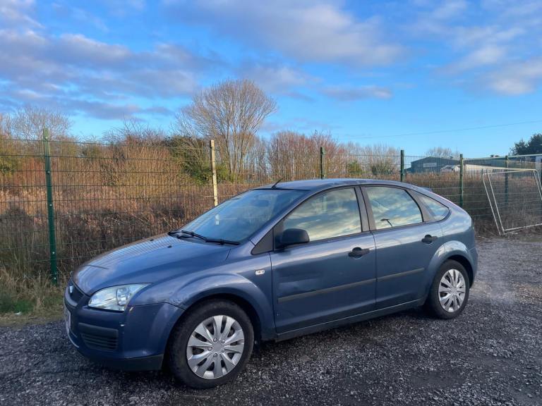 FORD FOCUS 1.6 LX 05 REG BLUE 5 DOOR MOT MAY 14TH 2026 SERVICE HISTORY LOW INSURANCE 40+MPG  