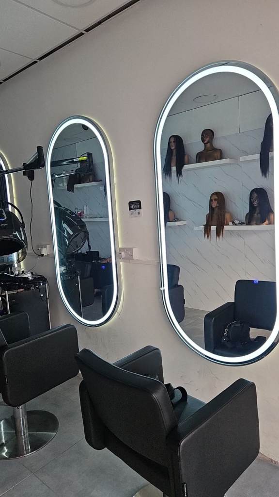 Hairdresser/Barber/Lash Tech Salon Chair For Rent