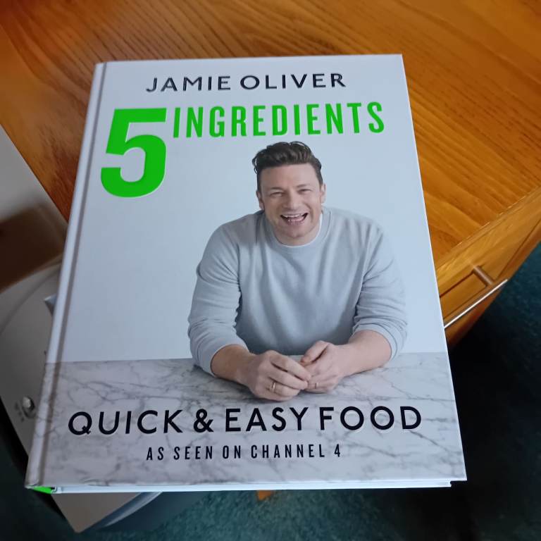 Jamie Oliver - 5 Ingredients - Quick & Easy Food