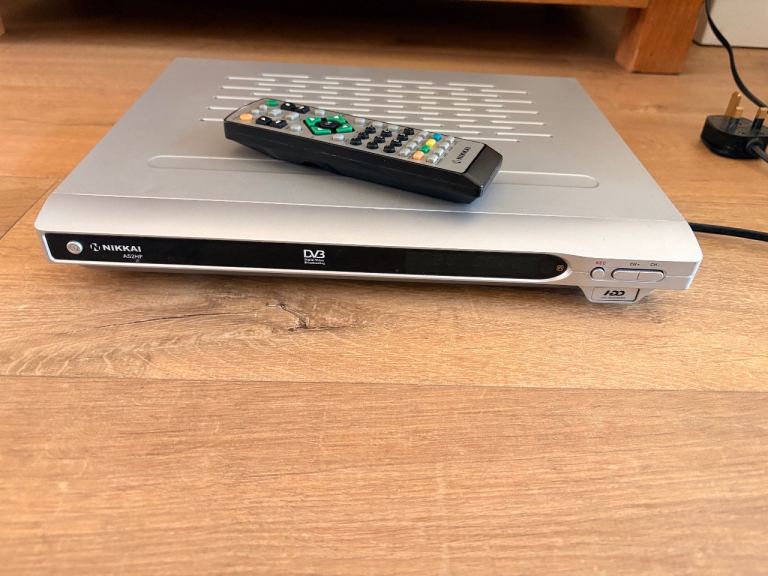 Nikkai DVB-T200 Freeview Digital TV Receiver with Remote