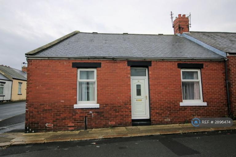 3 bedroom house in Brady Street, Sunderland, SR4 (3 bed) (#2896474)