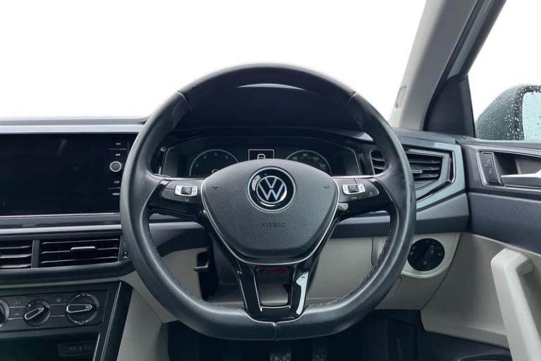 2021 Volkswagen Polo 1.0 EVO 80 Beats 5dr - APPLE CAR PLAY, FULLY SERVICED, LOW INSURANCE Manual ...