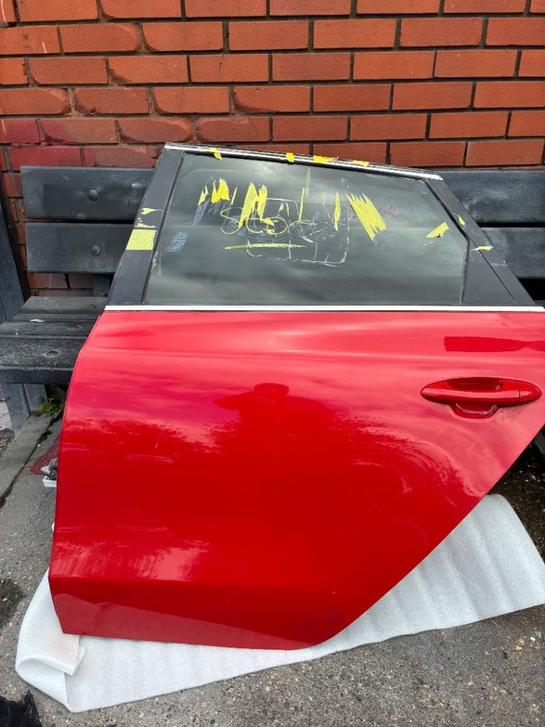 Used Kia Ceed Mk2 Rear Door Red