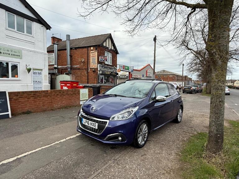2016 Peugeot 208 1.2 PureTech 110 Allure 3dr HATCHBACK PETROL Manual