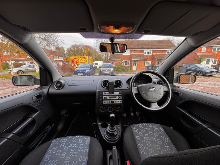 Ford Fiesta 1.25 5dr Hatchback – 2004 – Low miles (46k) – Long MOT (Sept 2026)