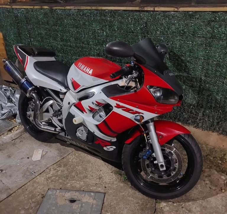Yamaha r6 1999 