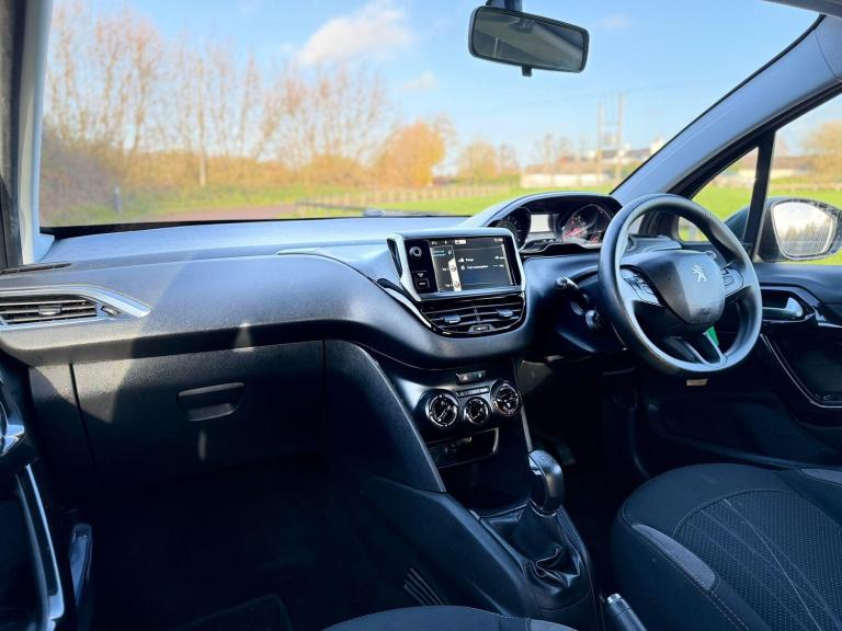 2014 Peugeot 208 1.2 VTi PureTech Active Euro 5 3dr HATCHBACK Petrol Manual