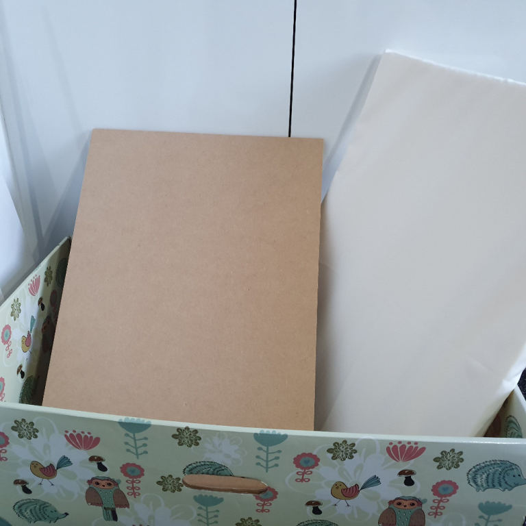  baby box for sleeping like cot bed mattress 26”x16” 