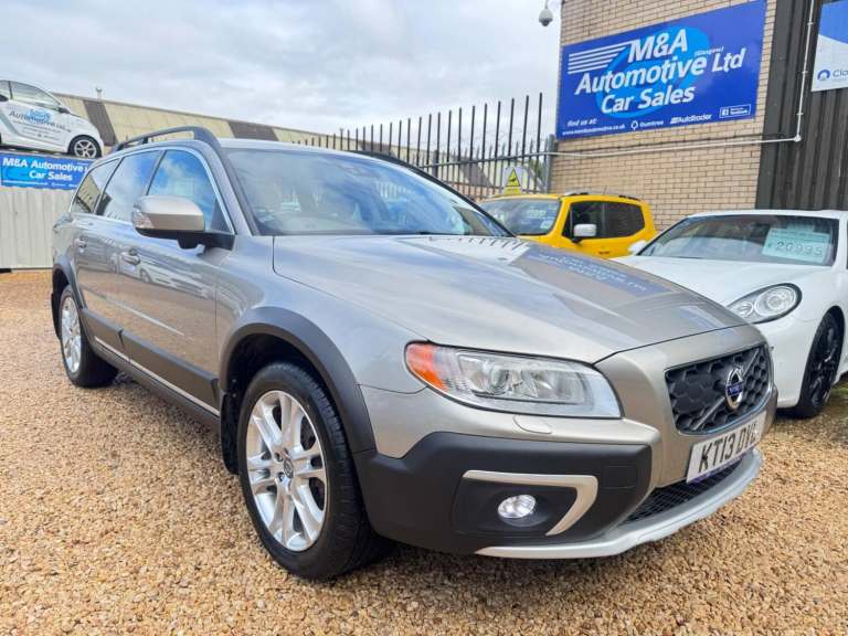 2013 Volvo XC70 2.4 D5 SE Lux Geartronic AWD Euro 5 5dr ESTATE Diesel Automatic