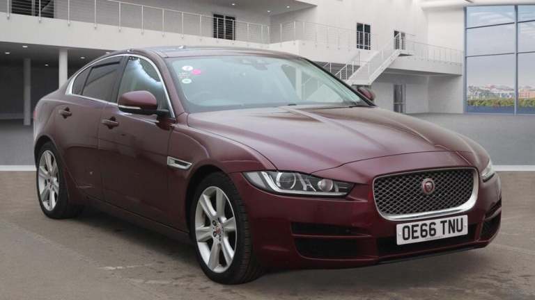 2017 Jaguar XE 2.0d [180] Portfolio 4dr Auto SALOON DIESEL Automatic