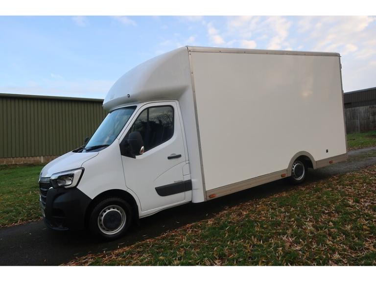 2021 Renault Master 2.3 dCi 35 Business LWB Low Loader FWD Euro 6 (135 ps) Luton Diesel Manual