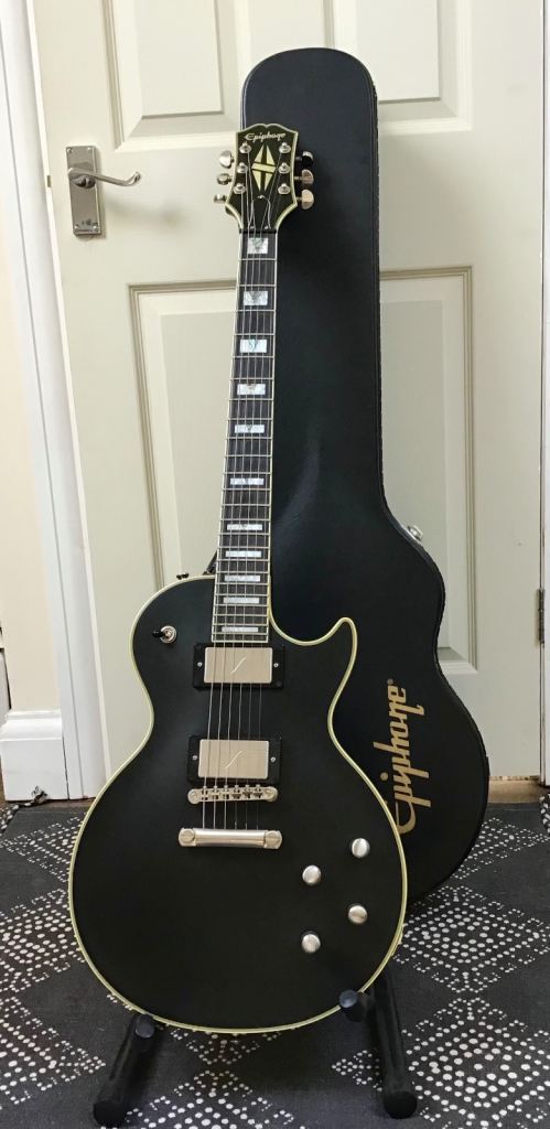 *HALF PRICE, MAY SWAP!* Epiphone Les Paul Prophecy, Aged Jet Black, Fishman Pickups  & Luxury Case