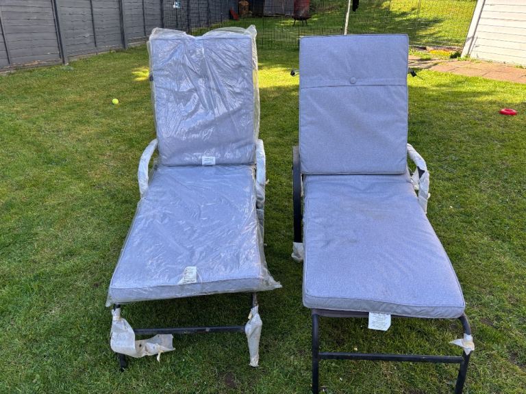 Sun loungers 