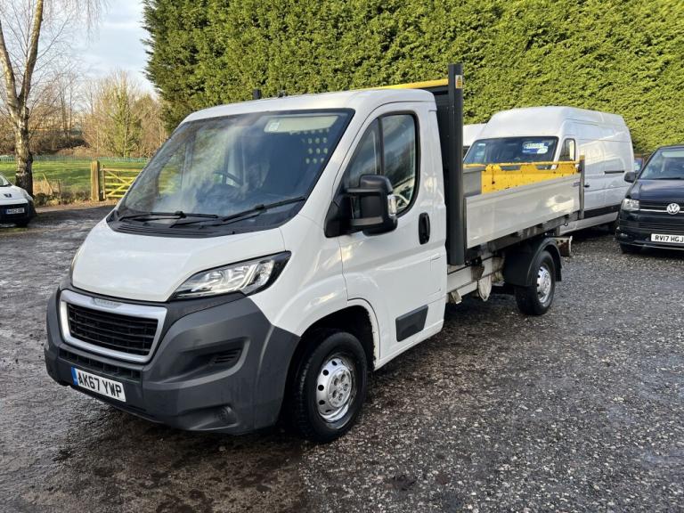 2018 Peugeot Boxer 335 L2 Blue HDi  Panel van Diesel Manual
