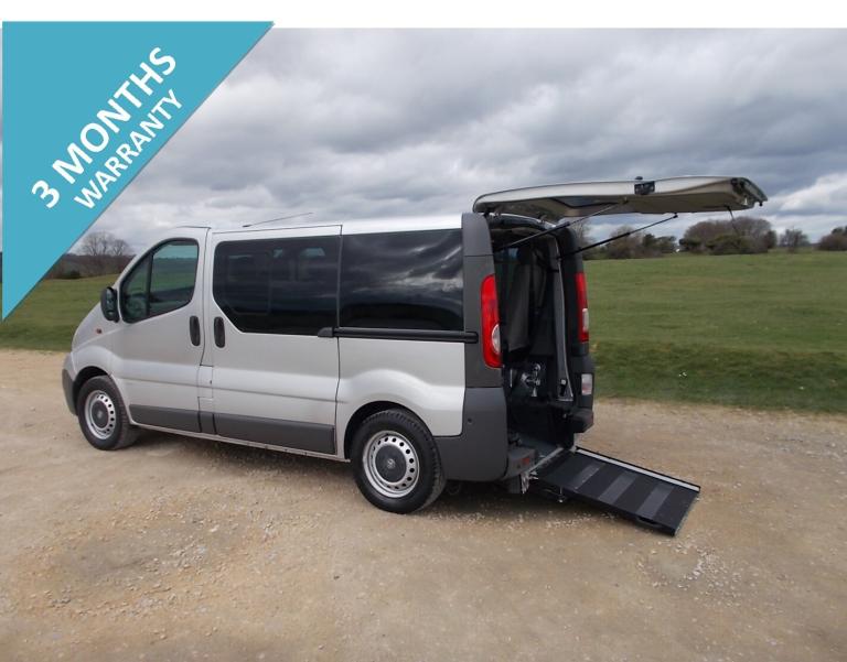 2014 VAUXHALL VIVARO 7 SEAT WHEELCHAIR ACCESSIBLE DISABLED MOBILITY MINIBUS