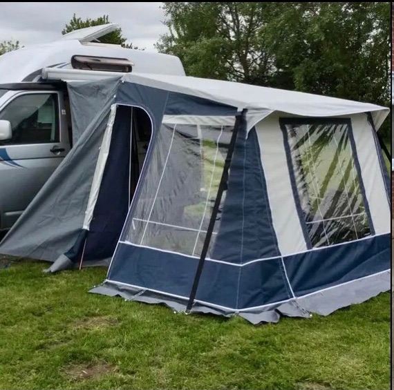 Dorema Drive-Away Campervan Awning - Blue and White, Good Condition
