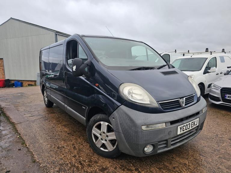 VAUXHALL VIVARO 1.9 DIESEL LWB ONE OWNER FROM NEW NO VAT
