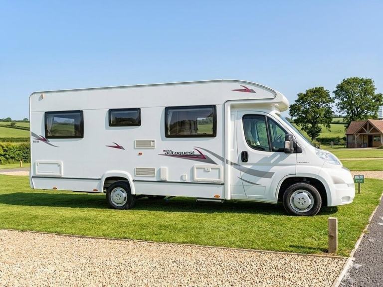 2009 Elddis Autoquest 155 2.2 Diesel 100bhp 4 Berth