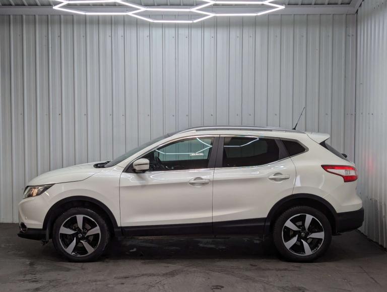 2015 Nissan Qashqai 1.5 Qashqai N-Tec+ dCi 5dr SUV Diesel Manual