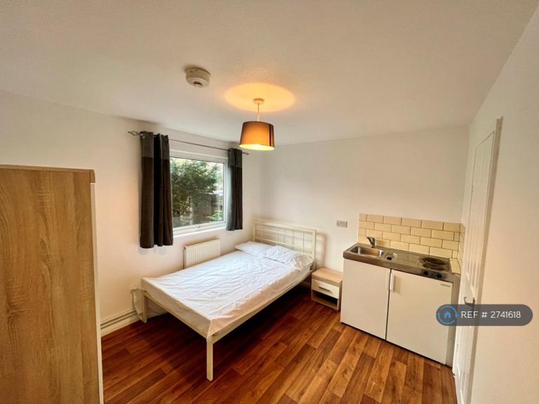 1 bedroom in Brudenell, Orton Goldhay, Peterborough, PE2 (#2741618)