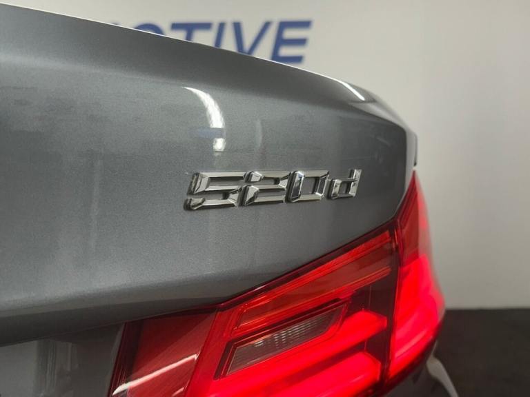 2017 BMW 5 Series 520d M-SPORT AUTO 190 BHP + SAT NAV + HEATED LEATHER Saloon Diesel Automatic