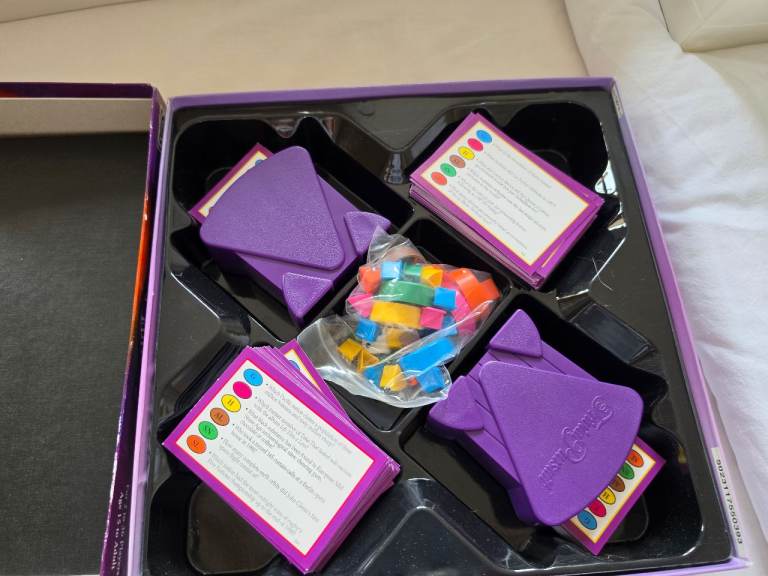 Trivial Pursuit Genus Edition 2000
100% complete