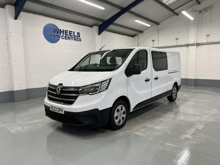 2023 Renault Trafic LL30 Blue dCi 130 Business+ Crew Van WINDOW VAN DIESEL Manual