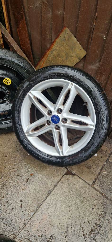 Ford wheels 