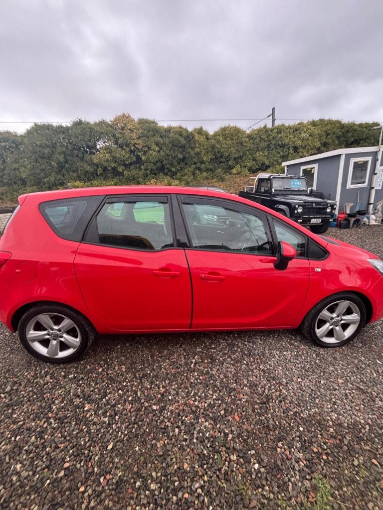 2015 Vauxhall Meriva 1.4i 16V Exclusiv 5dr Ulez, 2 keys, Mot June. MPV Petrol Manual